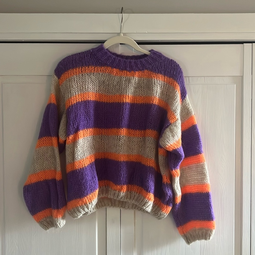 Easy Clothes brand striped sweater